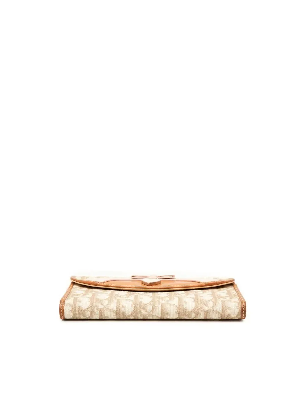 Dior introducing issimo